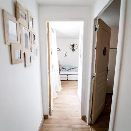 Apartmán Jungle 2 Parking 10min Port Et